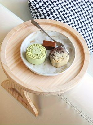 稳定的沙发扶手桌：1个托盘扶手桌夹，适用于托盘沙发桌，非常适合小空间，自动固定桌板，送给家人和朋友的好礼物！