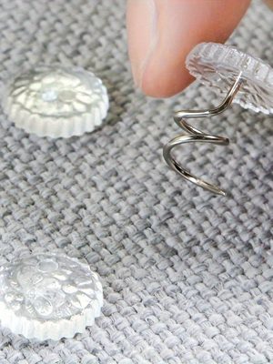 [100pcs Invisible Fasteners] 100pcs Anti-Slip, Durable Invisible Sofa Cushion Fasteners | Securely Fastening Sheets and Home Textiles, Easy to Use with Hidden Design