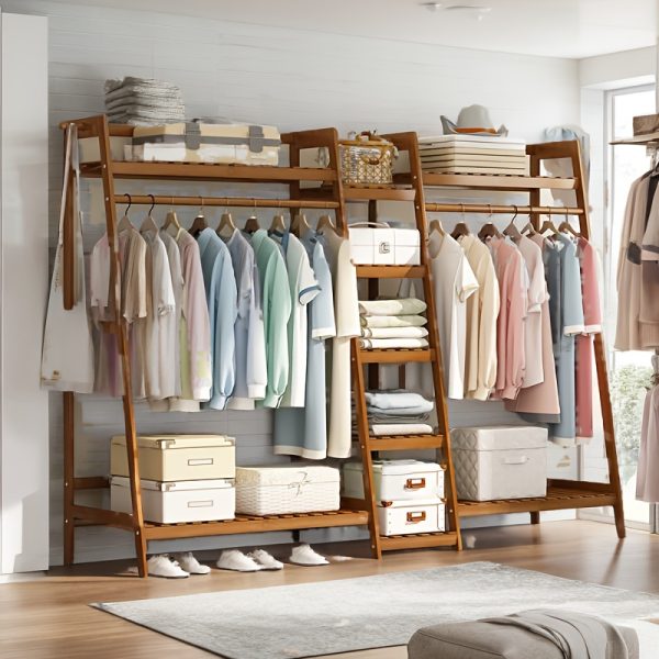 A multi capacity storage rack with brown and brown options, equipped with 5 side storage racks. A hat rack with shelves and bags is suitable for home storage, and a side hat hook is suitable for bedroom and hat room storage Specifications: with bag or without bag