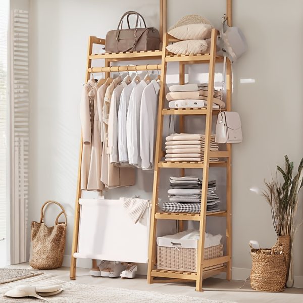 A multi capacity storage rack with brown and brown options, equipped with 5 side storage racks. A hat rack with shelves and bags is suitable for home storage, and a side hat hook is suitable for bedroom and hat room storage Specifications: with bag or without bag