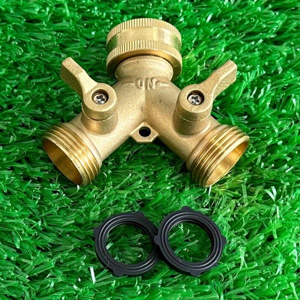 A Solid Brass Heavy-Duty Dual-Direction Y-Shaped Water Faucet Diverter, Weighing 166G, Made of Brass, Featuring a Garden Hose Splitter with Two Outlets And a GHT 3/4 Connector Valve, Includes Two 3/4" Waterproof Washers