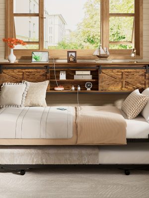 Homieasy Farmhouse Daybed with Trundle, Twin Day Bed with Charging Station, Heavy Duty Metal Sofa Bed Frame with Pop-up Trundle Bed for Living Room, Bedroom And Guest Room
