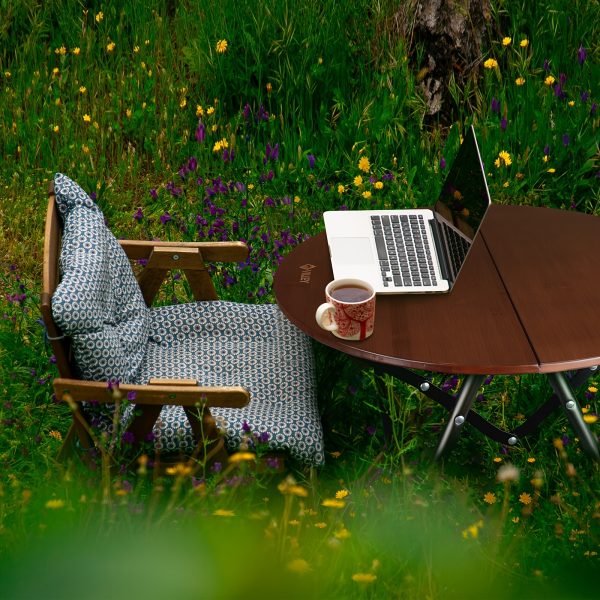 VILLEY Bamboo Round Folding Table, Camping Half-Fold Portable Table with Carrying Bag for Indoor And Outdoor Picnic Coffee Barbecue Beach Card Game