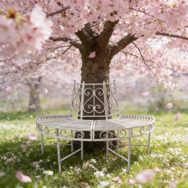 Semi-circular Metal Tree Stools, Semi-circular Garden Stools, Curved Stools, Tree Stools, and Semi-circular Benches Are All Ideal for Gardens and Parks