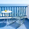 [Iron Rocking Chair] Outdoor Garden Single Wrought Iron Rocking Chair - Durable Iron Frame, Patio Rocking Chair, Comfortable Reading Chair, Cross-back Design, Suitable For Gardens, Lawns, Or Outdoor Use, Garden Seating, Outdoor Furniture