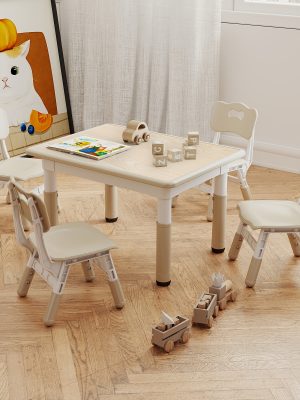 Adjustable Table And 4 Chairs, 23.6" Graffiti Desk
