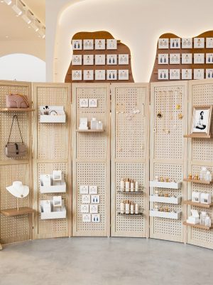 Heavy-Duty Freestaggng Pegboard Room Divider - Folding Privacy Screen Partition with Sturdy Feet, Natural Wood Finish - for Home, Office, Retail Displays, Events - Space-Saving Organizer & Decorative Partition Panel, Event Partition, Versatile Display Board, Reinforced Panel Construction