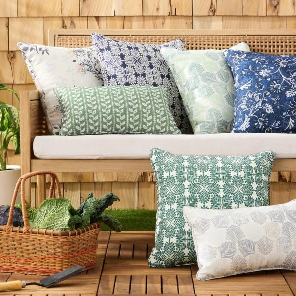 product-open-217a15a65e0c40f88126bd3fe776921d-goods Set of 2 Decorative Pillows for Indoor And Outdoor Use, Featuring a Modern Navy Blue Design That Is UV Fade Resistant And Water Repellent, Measuring 18X18 Inches