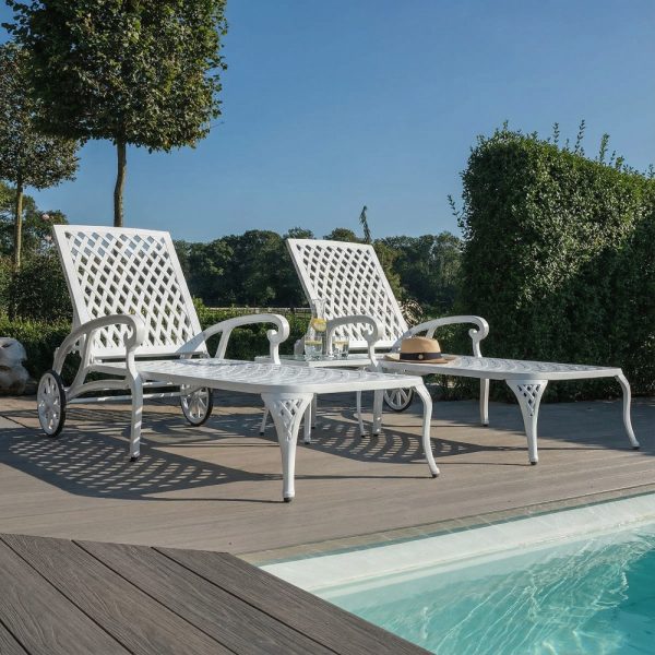 product-open-e3b78e7d84bf434eb61d5f25cc9c0df5-goods Andehomy Cast Aluminum Outdoor Lounge Chair on Wheels, Patio Recliner with Adjustable Backrest in 3 Positions, Perfect for Poolside Relaxation, Bronze And White Color